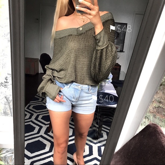 🆕 FREE PEOPLE LOOSE VNECK TOP IN CINDERED OLIVE! - Picture 7 of 11